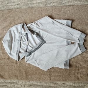 Women's Hem & Thread Cropped V-Neck Hoodie Size Medium